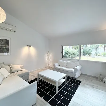 Дом отдыха Sani Christy Сани-Бич