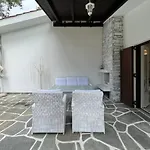 Sani Christy Holiday home *