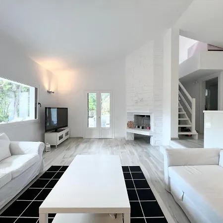 Sani Christy Dom wakacyjny